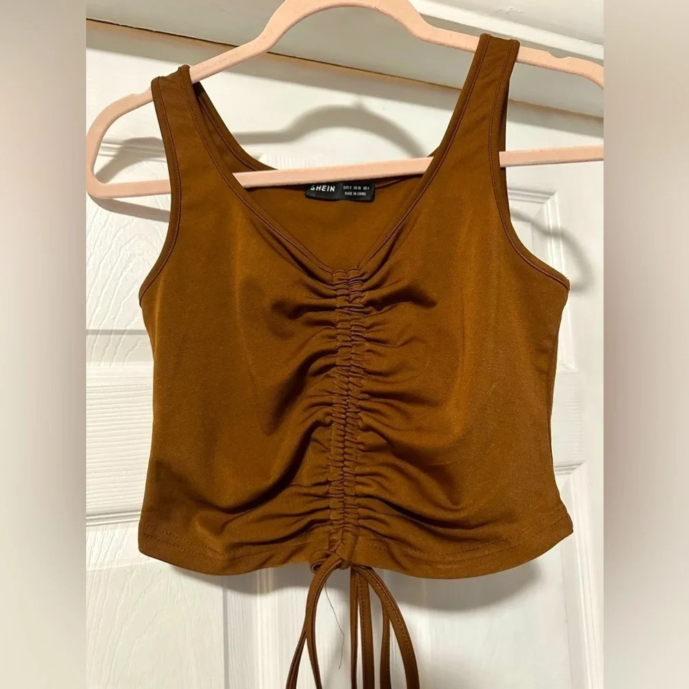 SHEIN Qutie Solid Drawstring Ruched Tank Crop Top